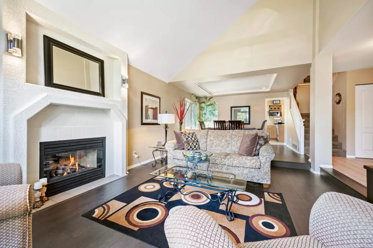 Dining Area Photo of 10931 161a Street, Surrey, BC