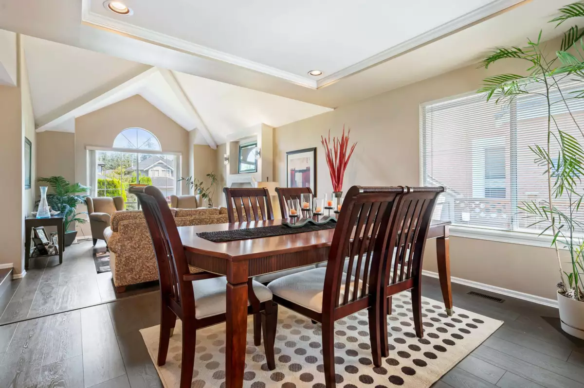 Kitchen Photo of 10931 161a Street, Surrey, BC