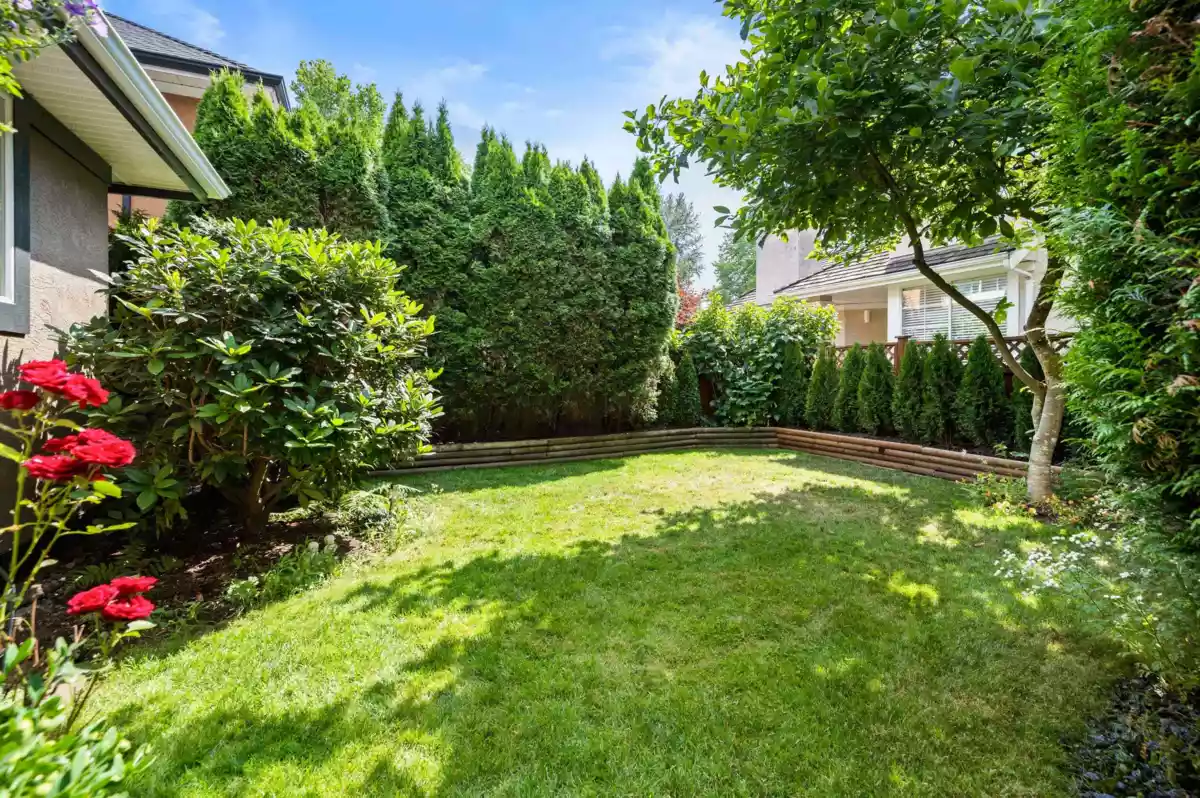 Mudroom Photo of 10931 161a Street, Surrey, BC