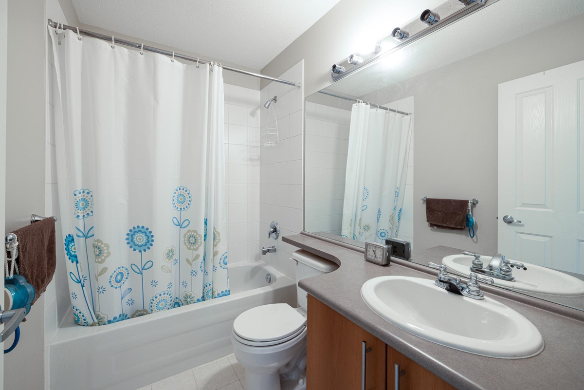 Basement Recreation Room Photo of 1 9333 Sills Avenue, Richmond, BC