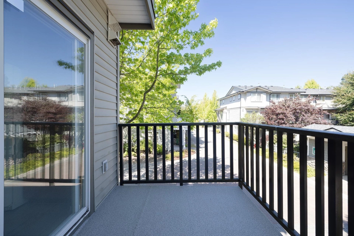 Garage Interior Photo of 1 9333 Sills Avenue, Richmond, BC
