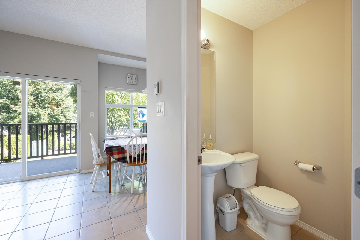 Kitchen Photo of 1 9333 Sills Avenue, Richmond, BC