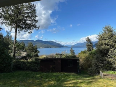 6201 Coracle Drive, Sechelt, BC, Halfmoon Bay — 5 bed manufactured on land for sale