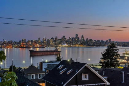 404 245 St. Davids Avenue, North Vancouver, BC, North Vancouver — Apartment/Condo for sale