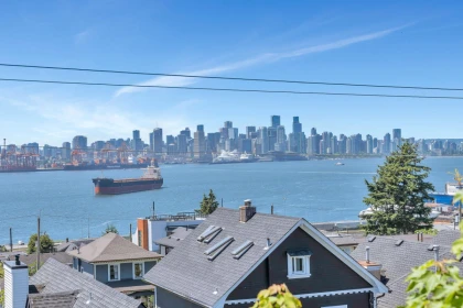 404 245 St. Davids Avenue, North Vancouver, BC, North Vancouver — Apartment/Condo for sale