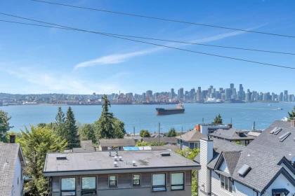 404 245 St. Davids Avenue, North Vancouver, BC, North Vancouver — Apartment/Condo for sale