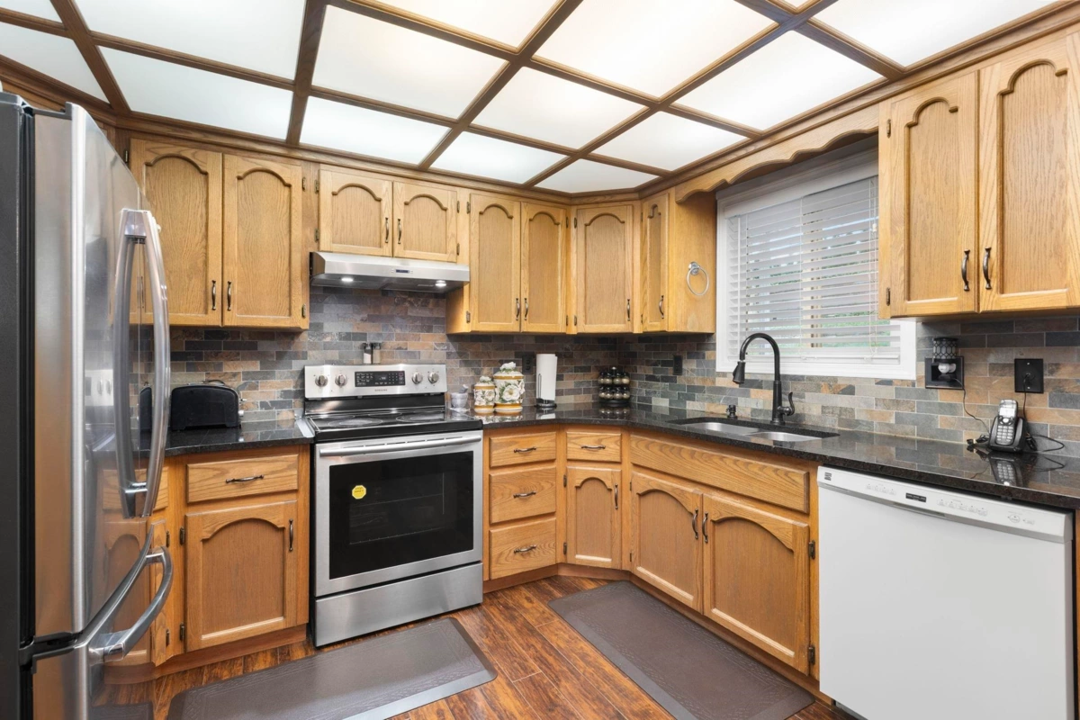 Bedroom 2 Photo of 30842 Osprey Drive, Abbotsford, BC