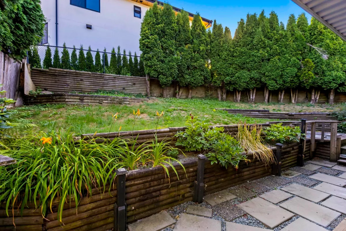 Community Amenities Photo (Clubhouse) of 30842 Osprey Drive, Abbotsford, BC