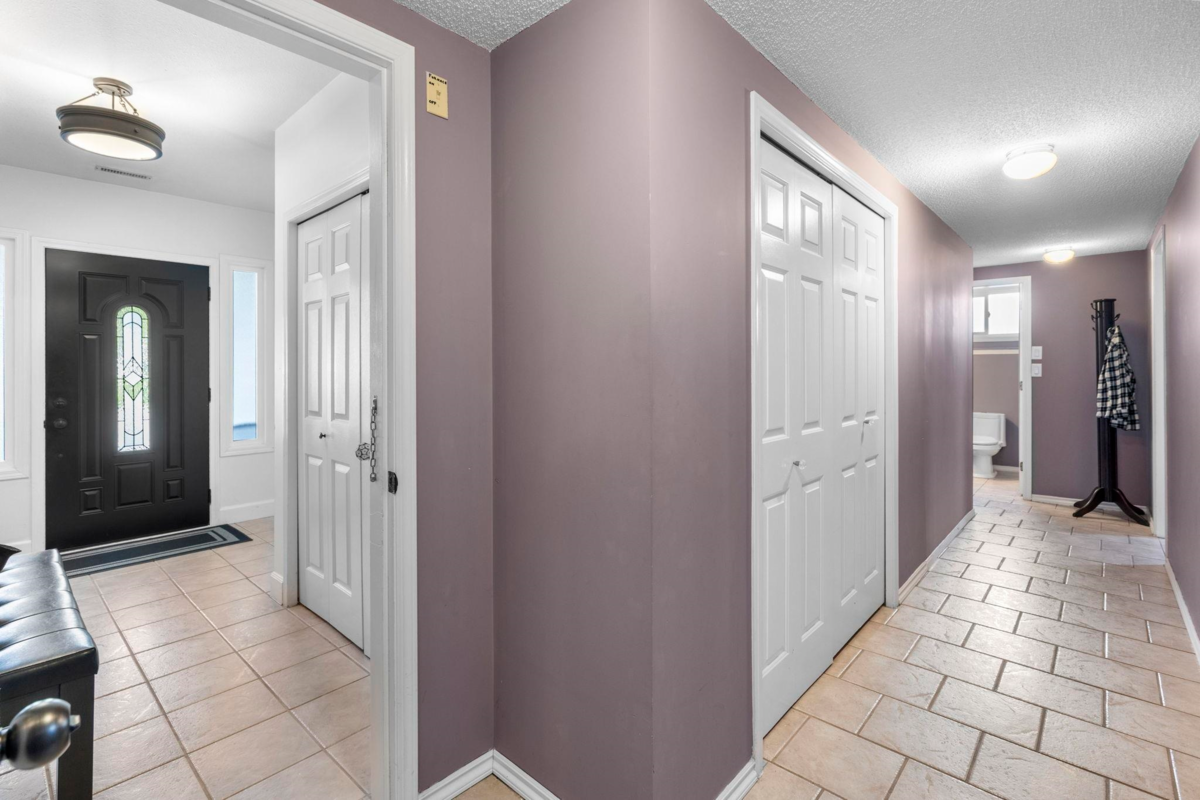 Swimming Pool Photo of 30842 Osprey Drive, Abbotsford, BC