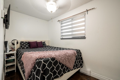 Office / Den Photo of 71 8555 King George Boulevard, Surrey, BC