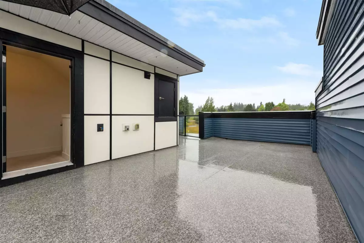 Entry Foyer Photo of 12 16828 Boxwood Drive, Surrey, BC