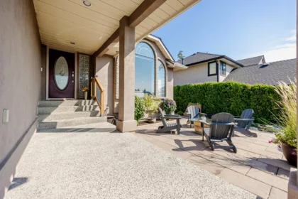 19009 59a Avenue, Surrey, BC, Surrey — Single Family Residence for sale