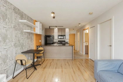 2304 977 Mainland Street, Vancouver, BC, Vancouver — Apartment/Condo for sale