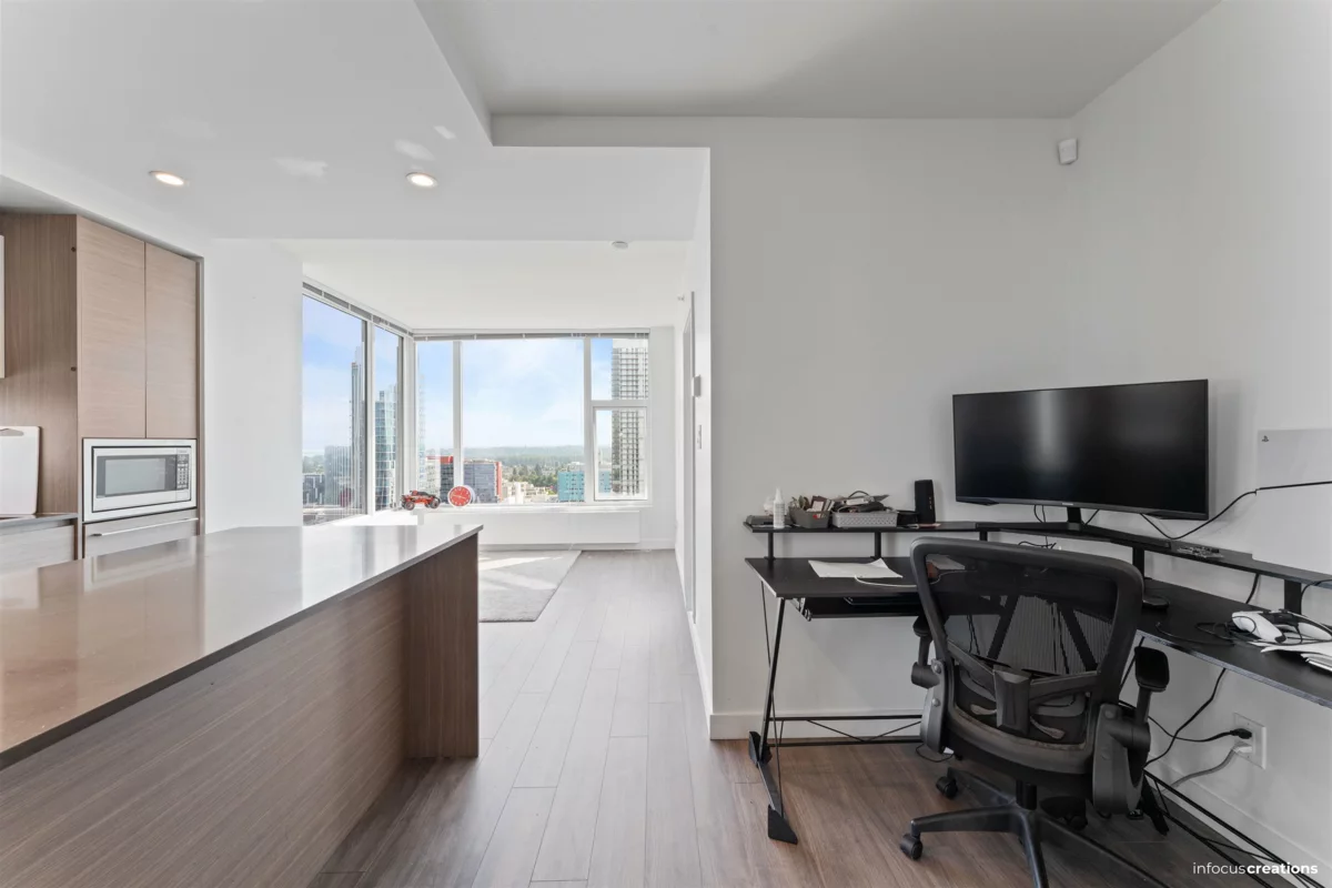 Dining Area Photo of 1910 13615 Fraser Highway, Surrey, BC