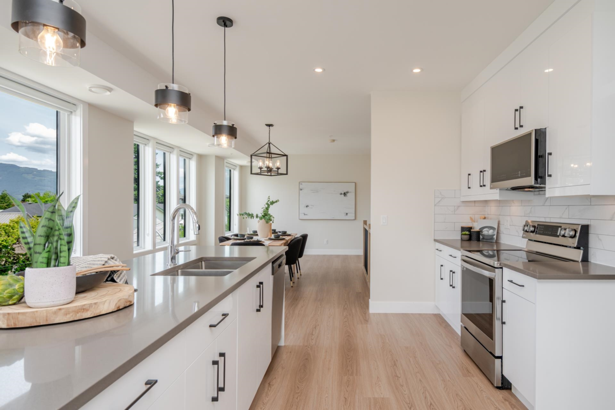 Family Room Photo of 104 9384 Fletcher Street, Chilliwack, BC