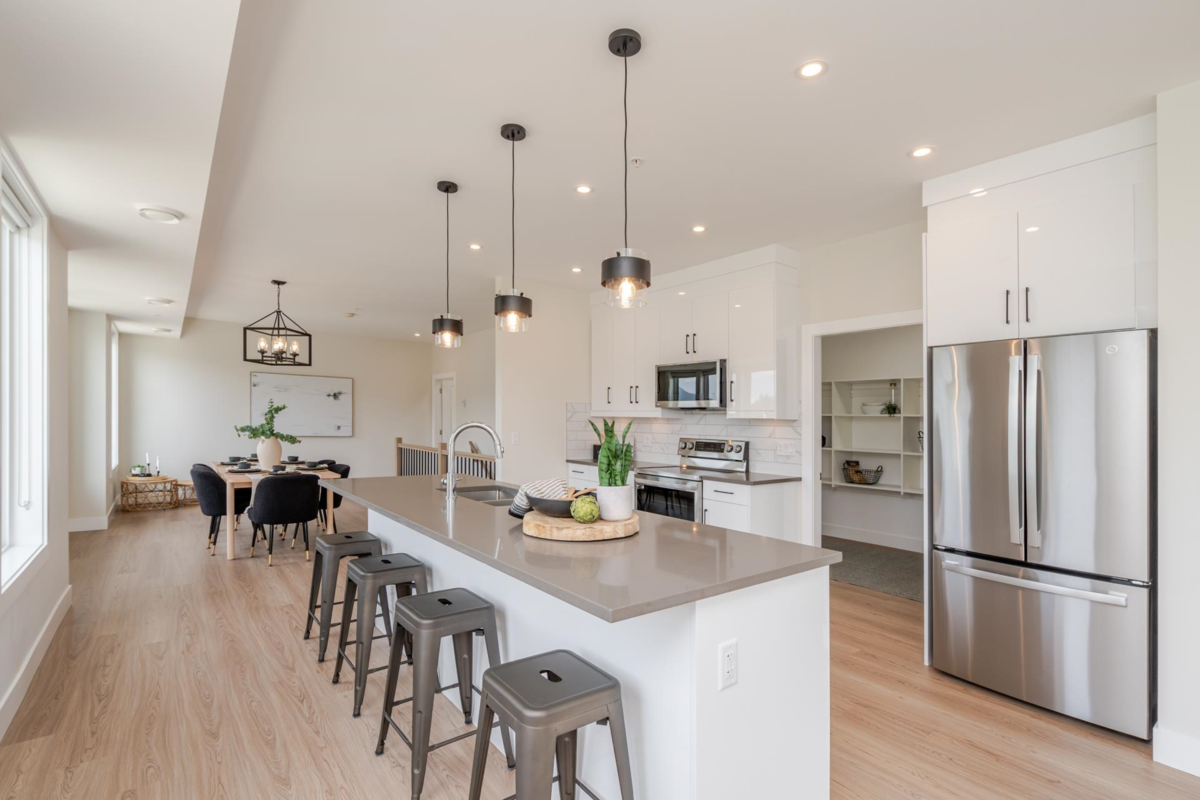 Kitchen Photo of 104 9384 Fletcher Street, Chilliwack, BC