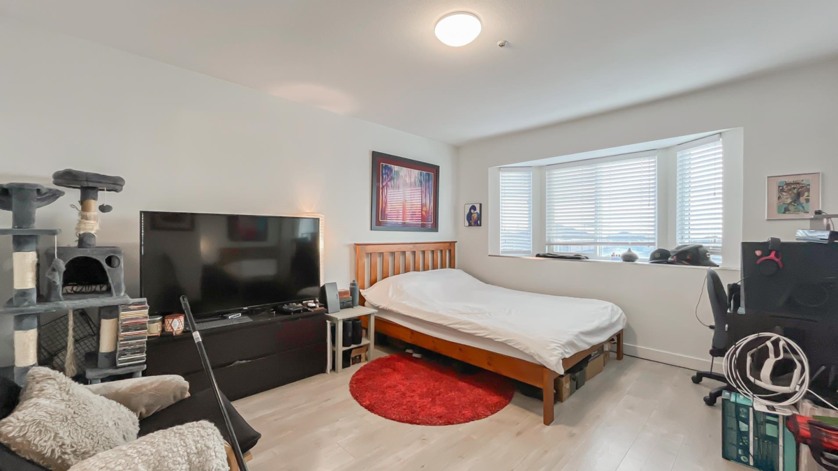 Bedroom 2 Photo of 736 E 55th Avenue, Vancouver, BC