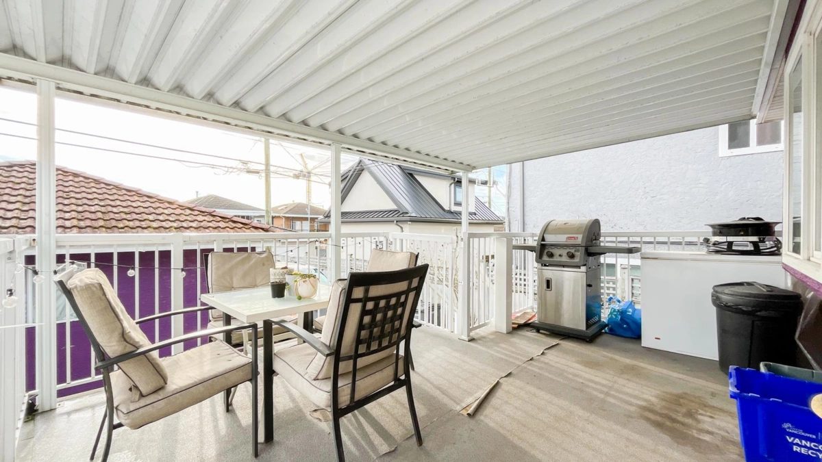 Outdoor Kitchen Photo of 736 E 55th Avenue, Vancouver, BC