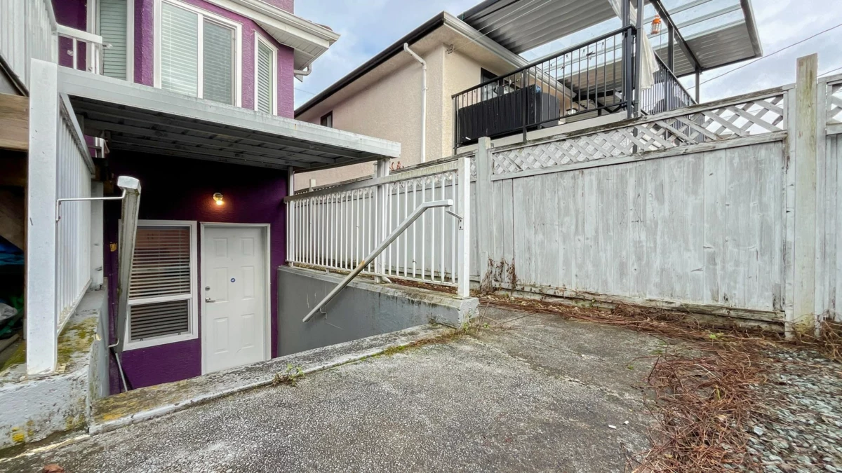 Street View Photo of 736 E 55th Avenue, Vancouver, BC