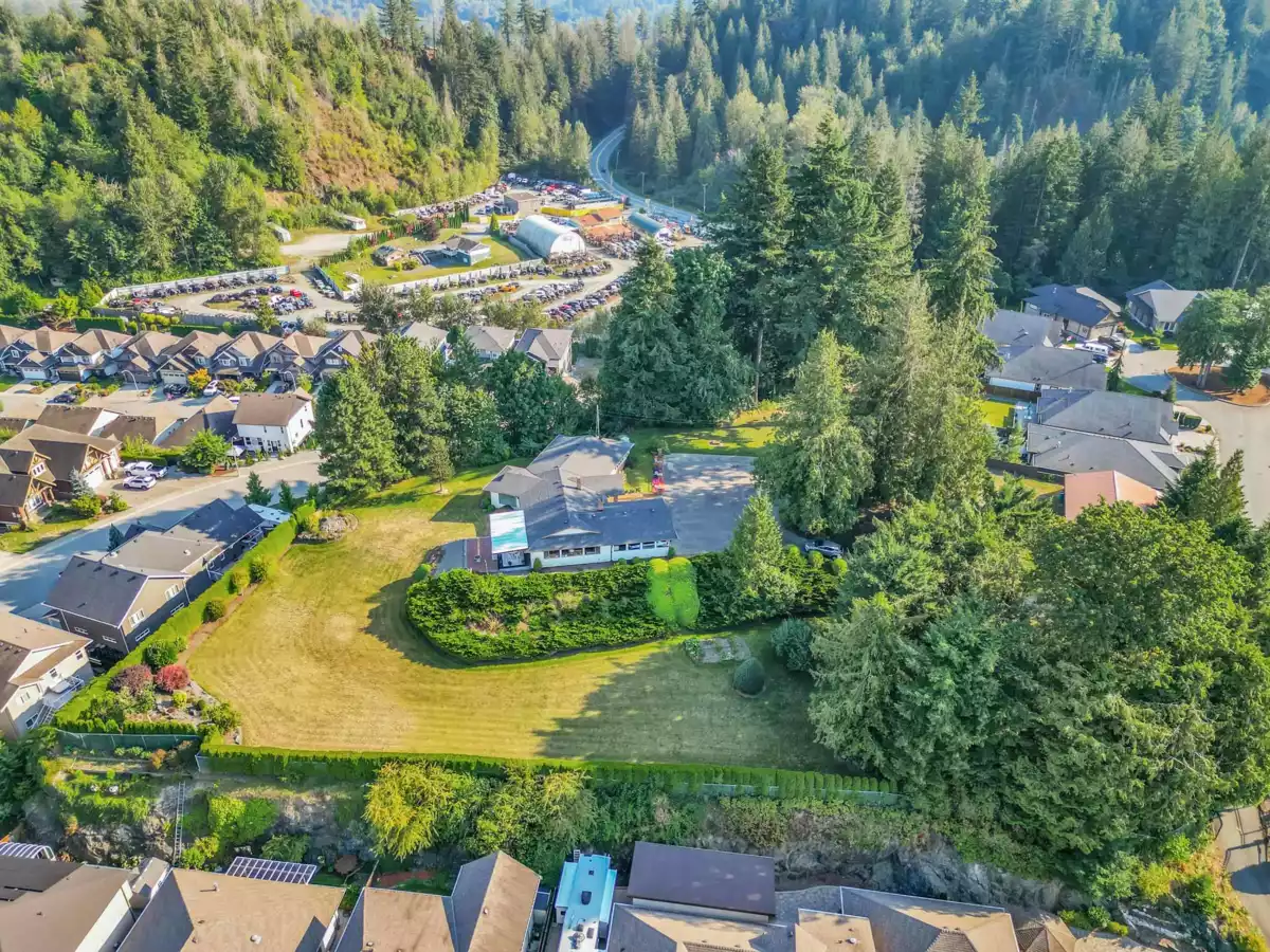 Dining Area Photo of 45360 Magdalena Place, Cultus Lake, BC