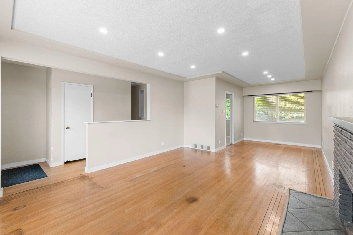 Family Room Photo of 695 Newport Street, Coquitlam, BC
