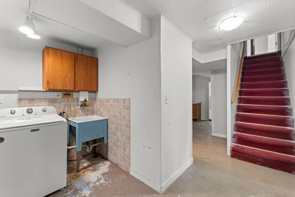 Guest Bathroom Photo of 695 Newport Street, Coquitlam, BC