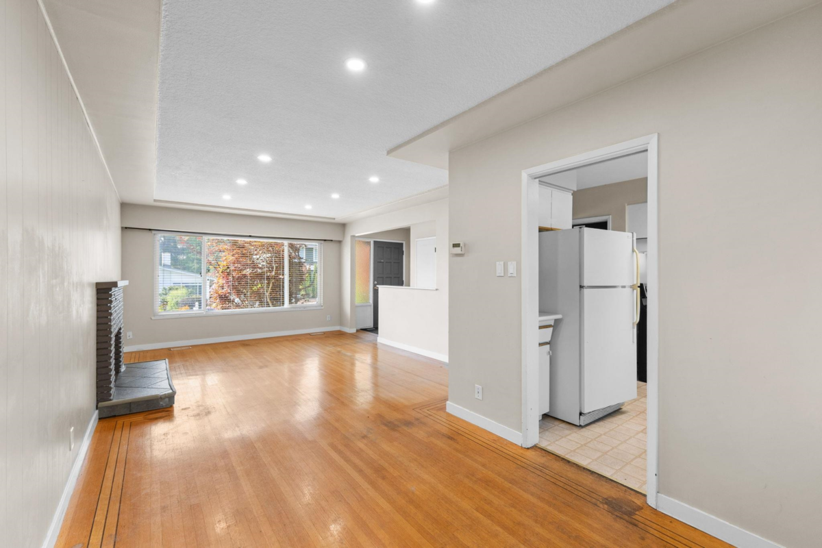 Kitchen Photo of 695 Newport Street, Coquitlam, BC