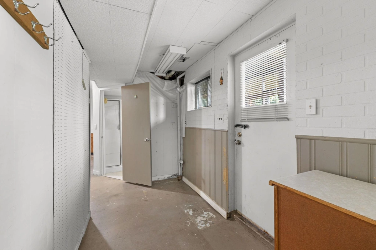 Mudroom Photo of 695 Newport Street, Coquitlam, BC