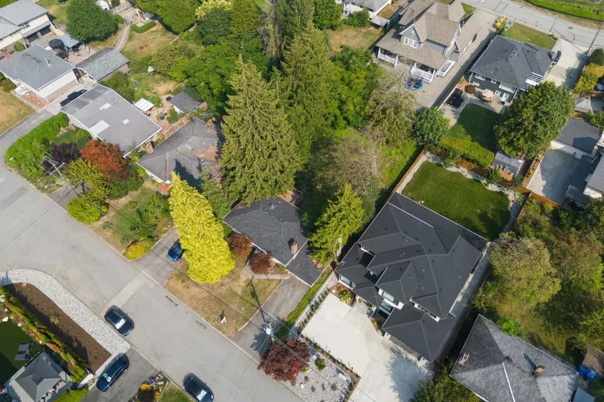 Outdoor Kitchen Photo of 695 Newport Street, Coquitlam, BC