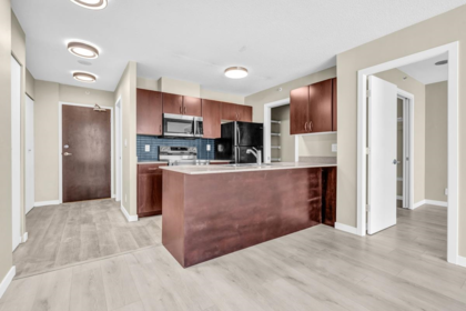 1008 933 Hornby Street, Vancouver, BC, Vancouver — Apartment/Condo for sale