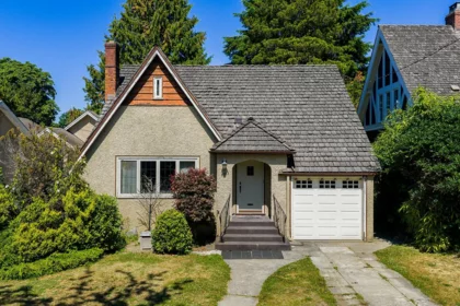 403 Sixth Avenue, New Westminster, BC, New Westminster — Single Family Residence for sale