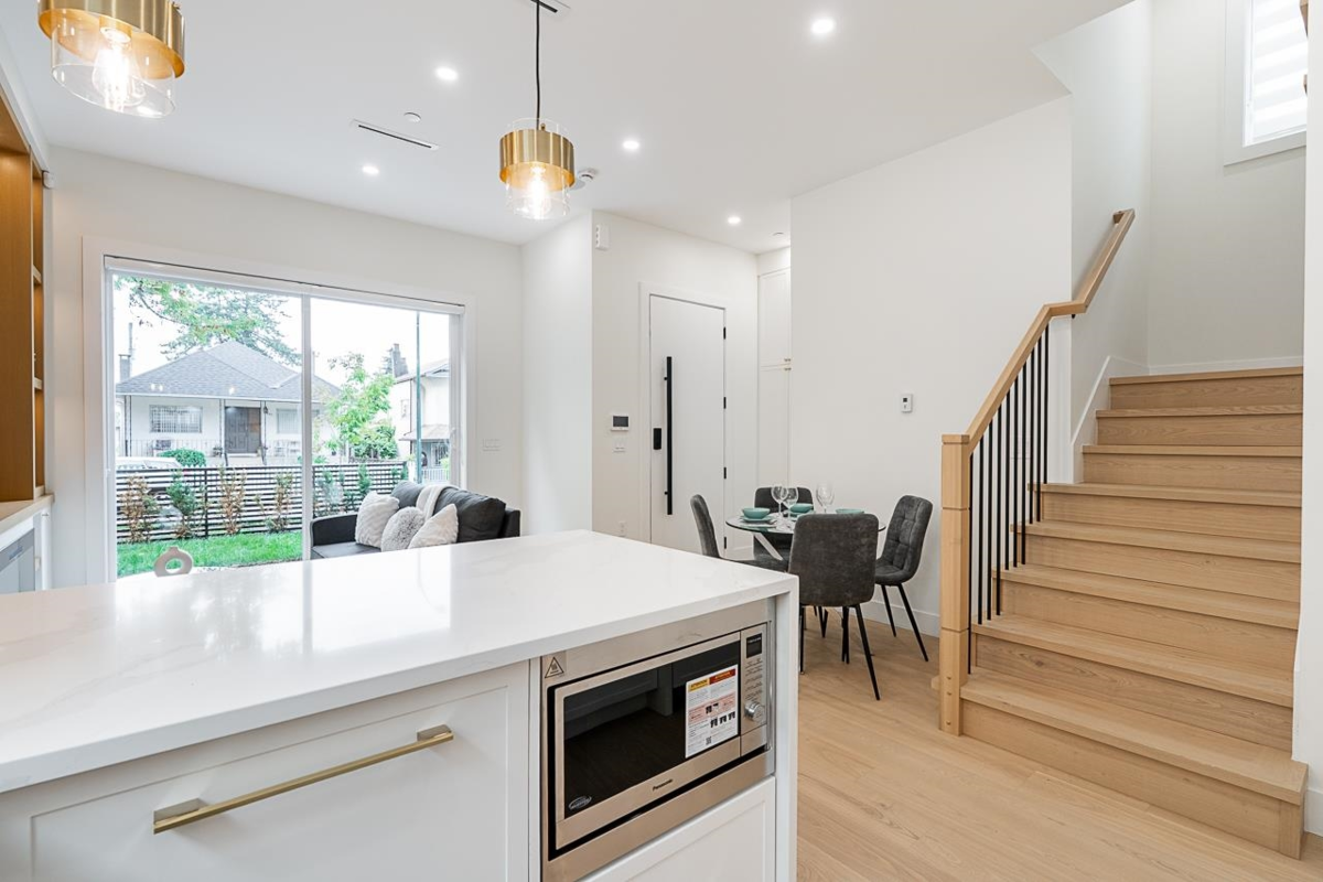 Bedroom 3 Photo of 1 5304 Elgin Street, Vancouver, BC