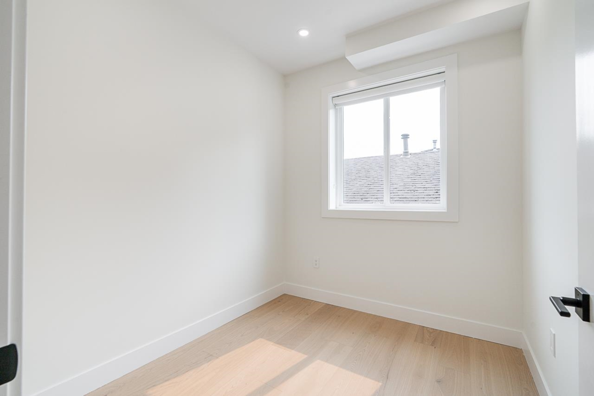 Loft / Bonus Room Photo of 1 5304 Elgin Street, Vancouver, BC