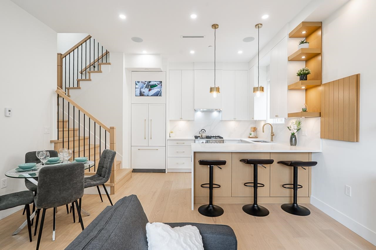 Primary Bedroom Photo of 1 5304 Elgin Street, Vancouver, BC