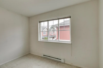 Hallway Photo of 50 123 Seventh Street, New Westminster, BC