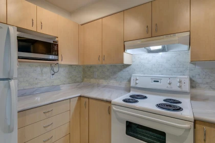Kitchen Island Photo of 50 123 Seventh Street, New Westminster, BC