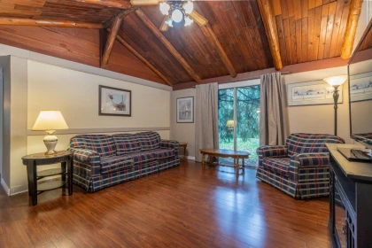 10821 N Popkum Road, Rosedale, BC, Rosedale — Single Family Residence for sale