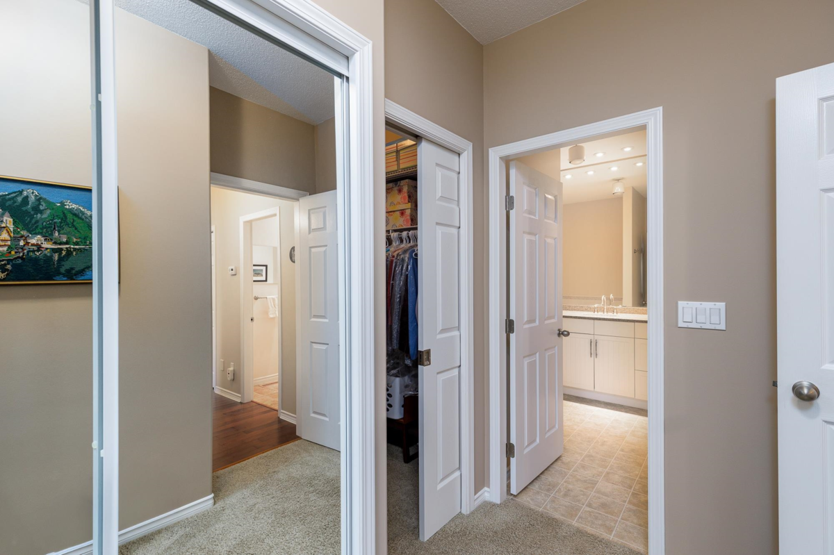 Basement Recreation Room Photo of 15 18939 65 Avenue, Surrey, BC