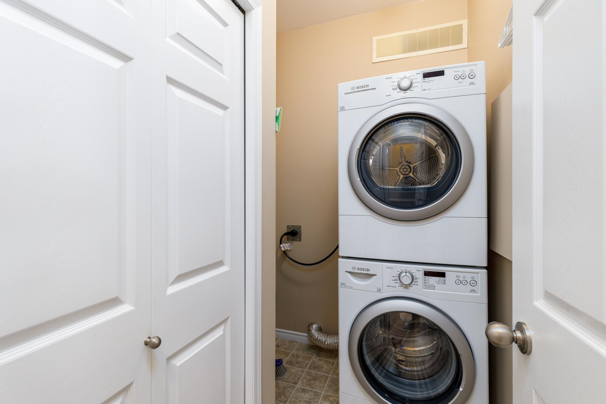 Staircase Photo of 15 18939 65 Avenue, Surrey, BC