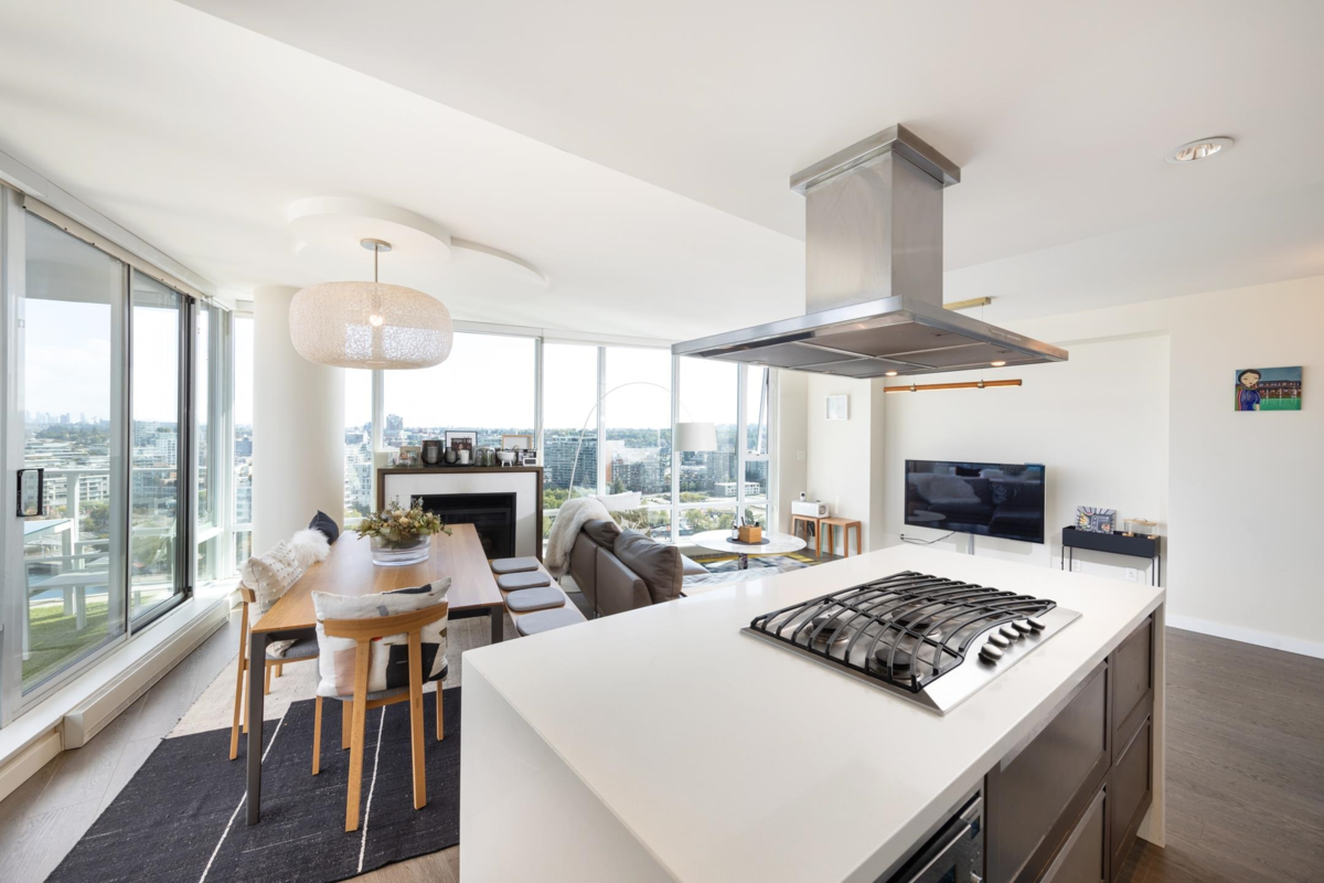 Breakfast Nook Photo of 2501 8 Smithe Mews, Vancouver, BC