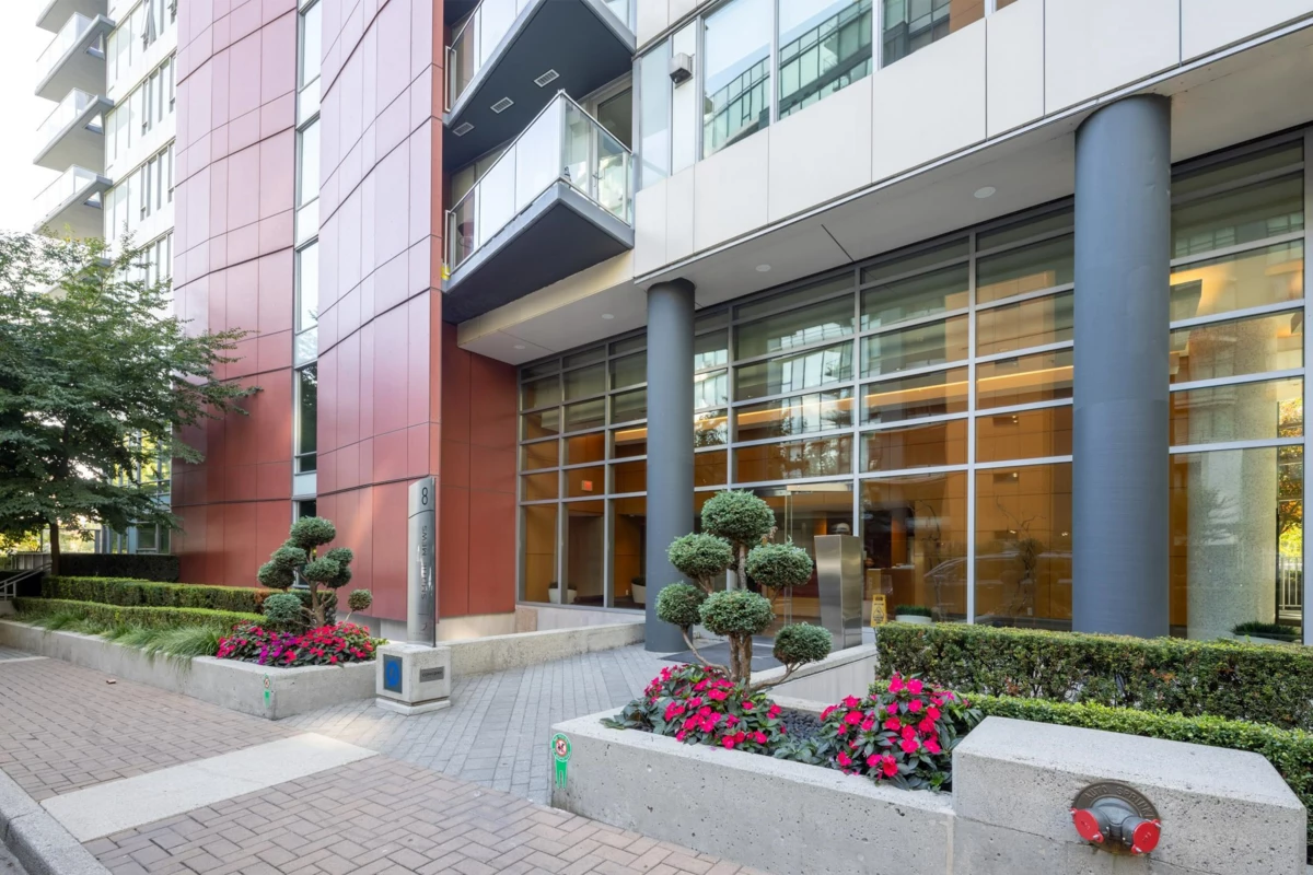 Exterior Rear Photo of 2501 8 Smithe Mews, Vancouver, BC