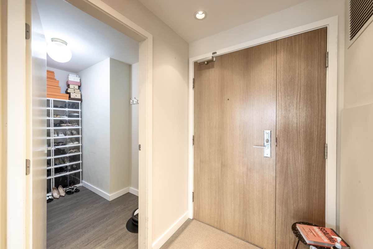 Outdoor Patio Photo of 2501 8 Smithe Mews, Vancouver, BC