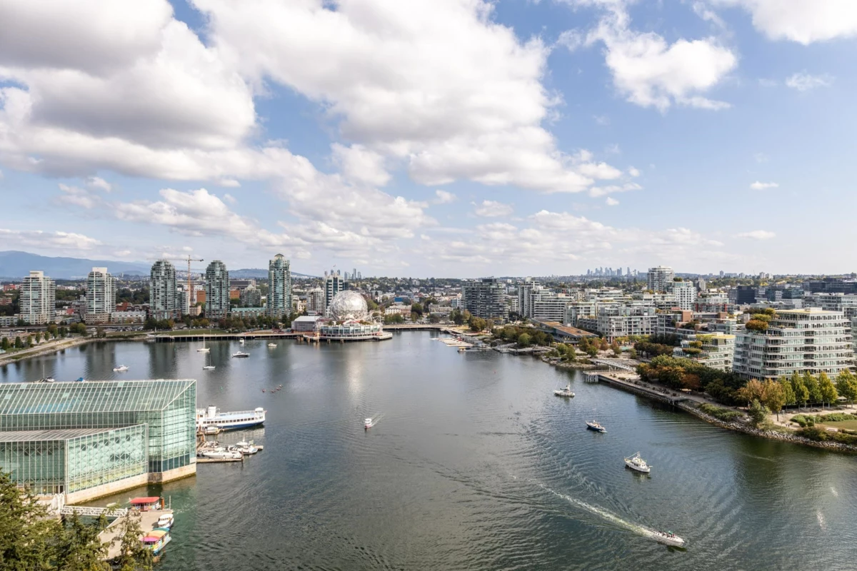 Powder Room Photo of 2501 8 Smithe Mews, Vancouver, BC