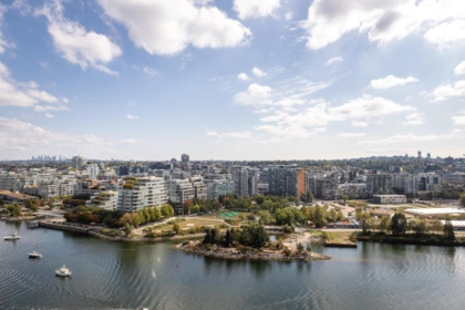 2501 8 Smithe Mews, Vancouver, BC, Yaletown — 3 bed apartment/condo for sale