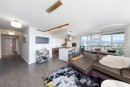 Kitchen Photo of 2501 8 Smithe Mews, Vancouver, BC