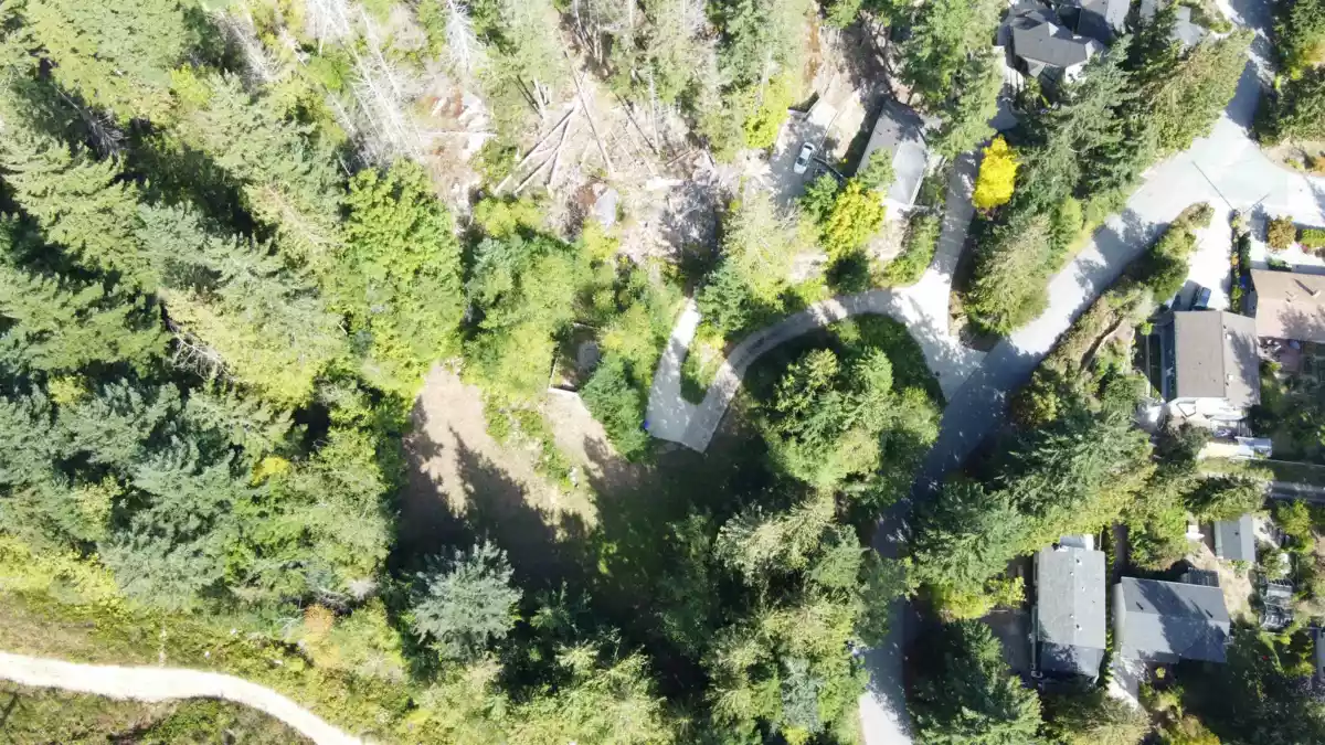 Kitchen Island Photo of 5661 Salmon Drive, Sechelt, BC