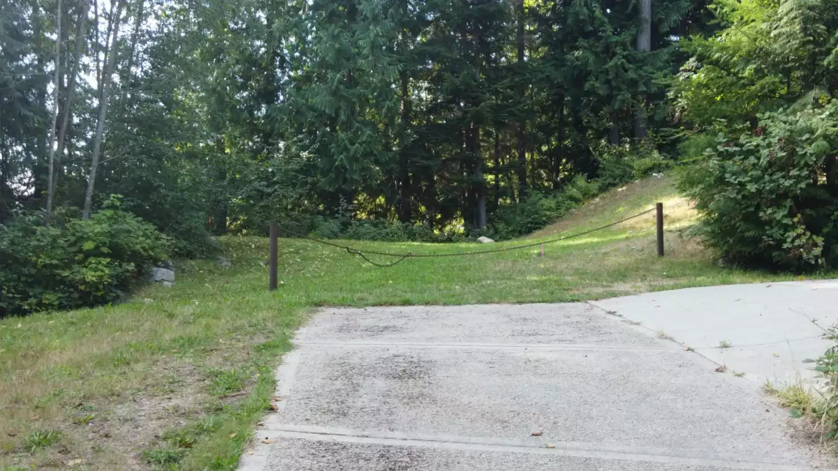 Powder Room Photo of 5661 Salmon Drive, Sechelt, BC