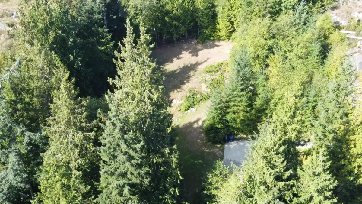 Walk-In Closet Photo of 5661 Salmon Drive, Sechelt, BC