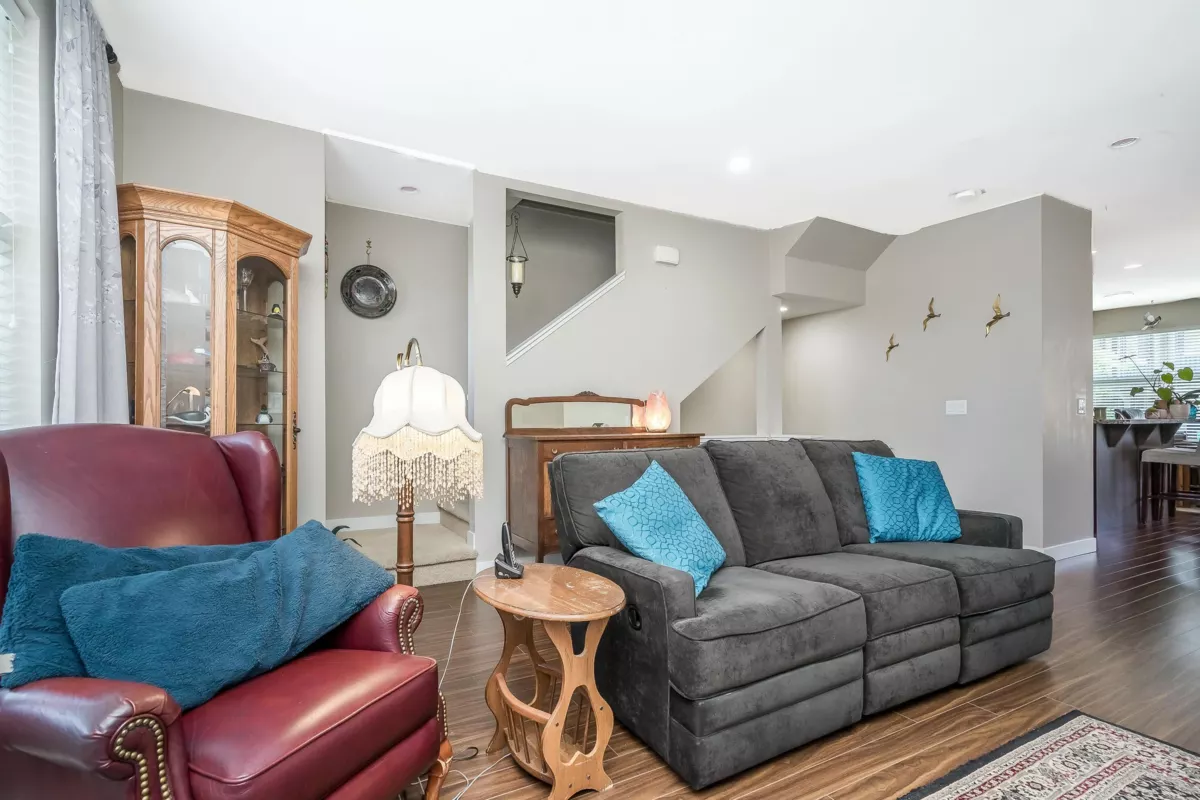 Breakfast Nook Photo of 6 18211 70 Avenue, Surrey, BC