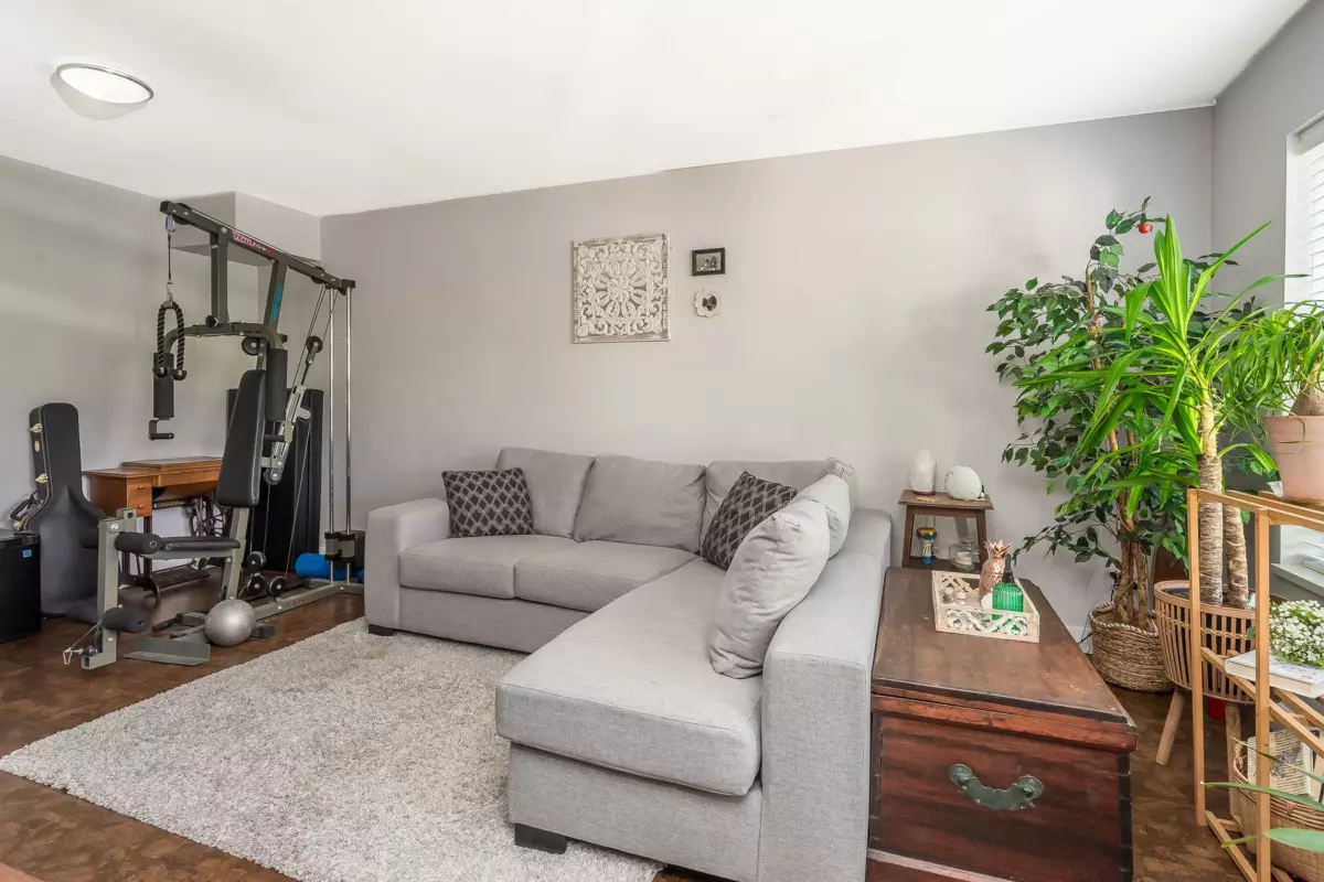 Kitchen Island Photo of 6 18211 70 Avenue, Surrey, BC